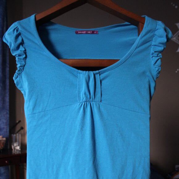 Blue Smart Set top, size Small - Picture 1 of 5